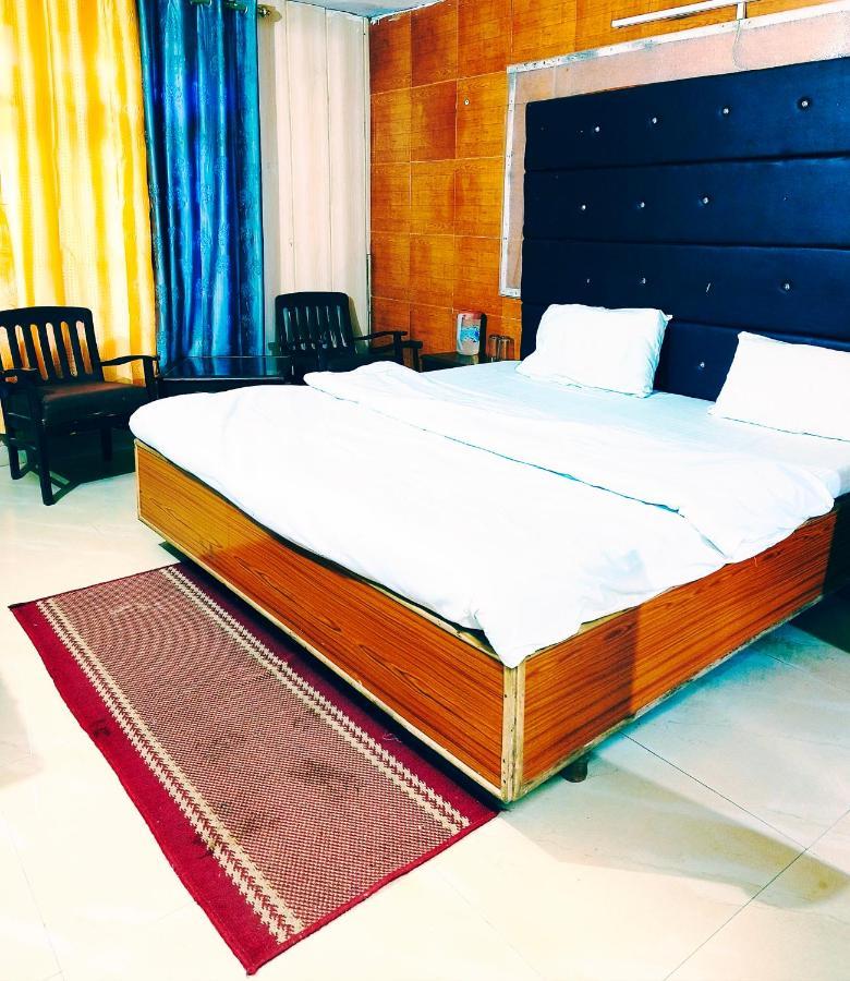 Hotel Holiday Plaza Dalhousie - Near Ghandhi Chowk Mall Road Exterior photo