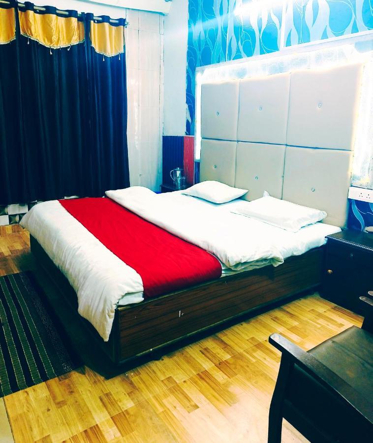 Hotel Holiday Plaza Dalhousie - Near Ghandhi Chowk Mall Road Exterior photo